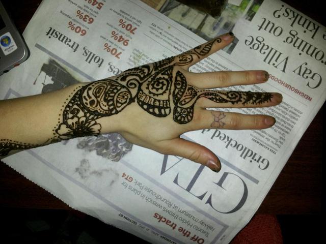 first henna attempt!