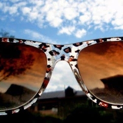 Re sized gg107125405664347443512 1378167467 ava