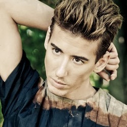 Re sized gg113283484515063757434 1379354093 ava