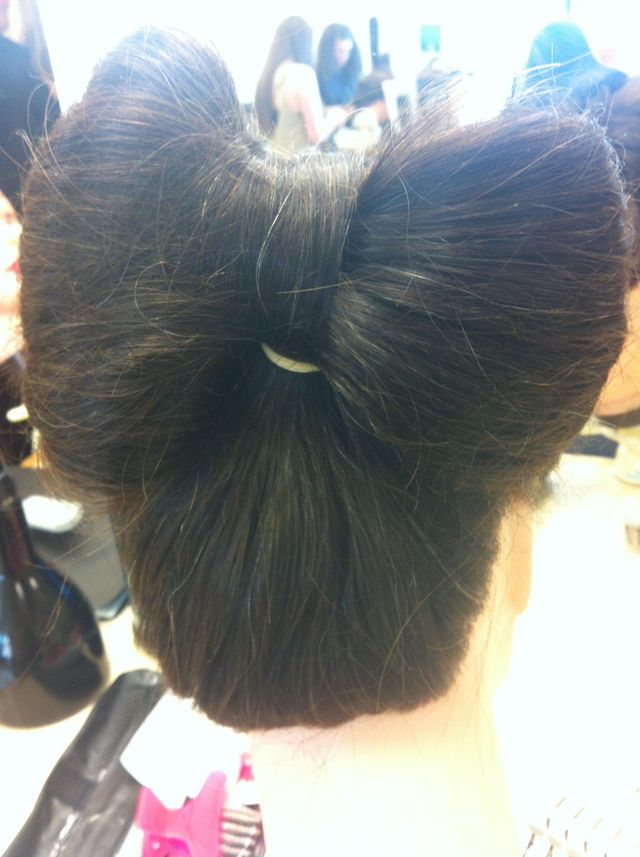 hair bow !(: 