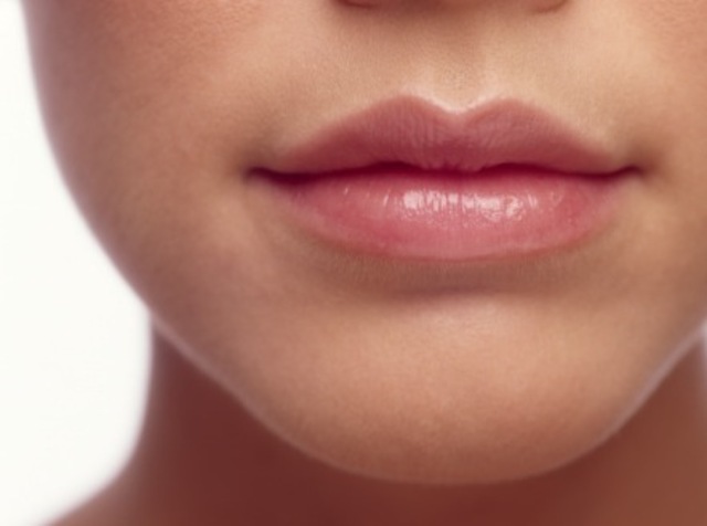 how-to-get-soft-kissable-lips