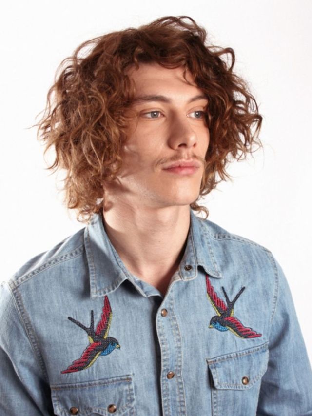 long men's curly style