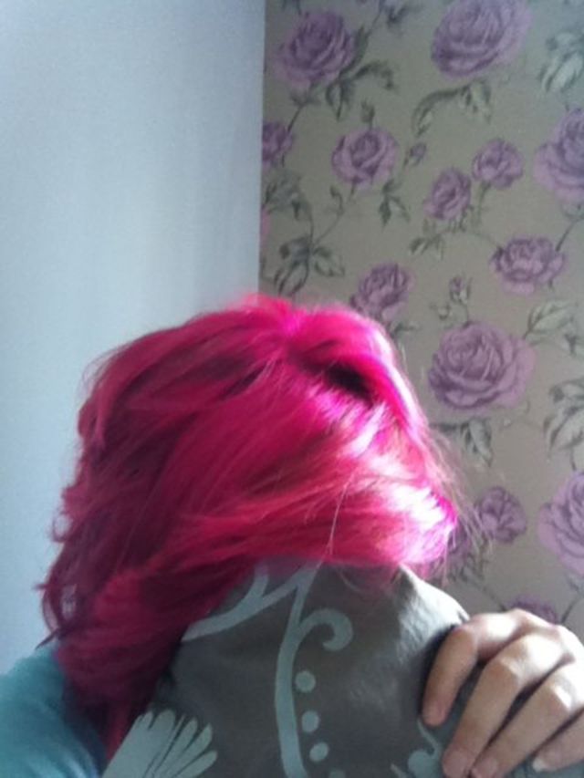 messy pink hair