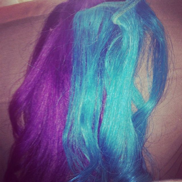 purple blue dyed hair