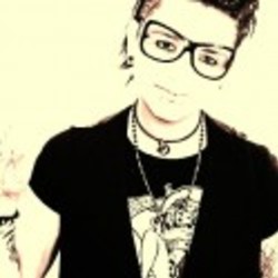 Re sized rafael ava