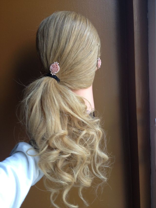 side ponytail 