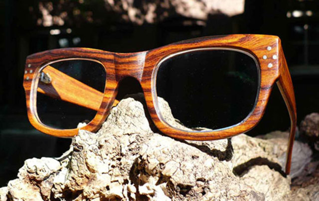 uran-spectacles-wood-01