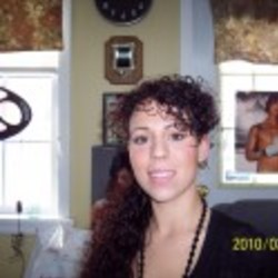 Re sized vanessa%20pelz ava