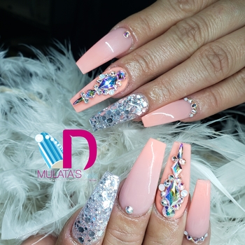 Nails_bydane