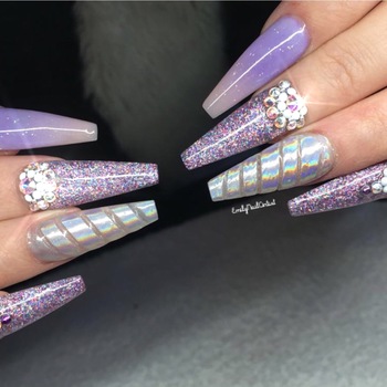 EmilyYafai_NailArtist