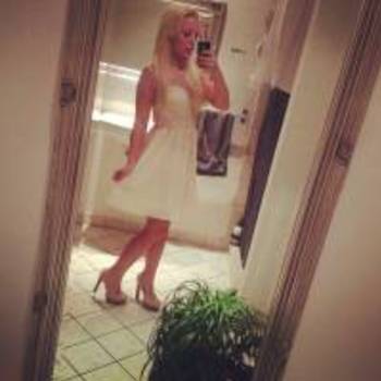 Emma Lærkegaard emmalnielsen