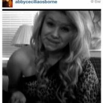 Abby Osborne emfromoz